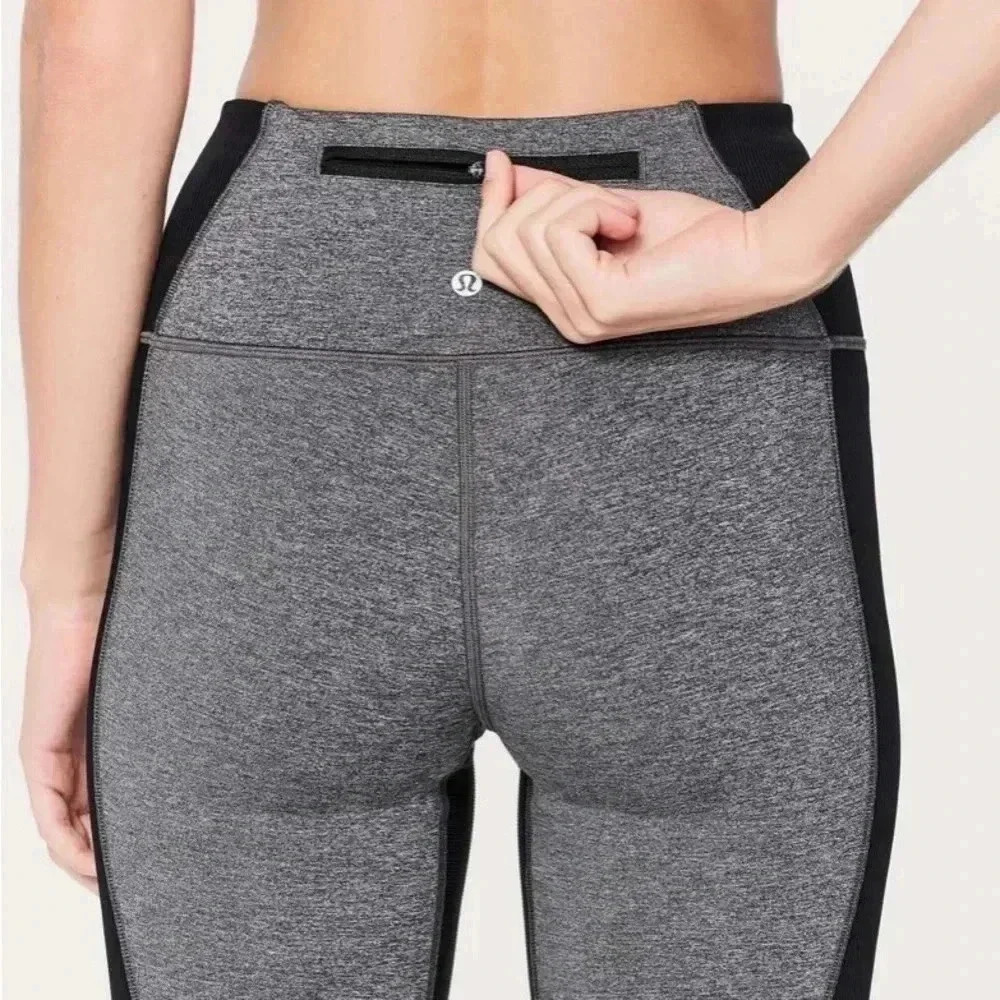 Lululemon On Your  Mark Crop - Picture 3 of 8